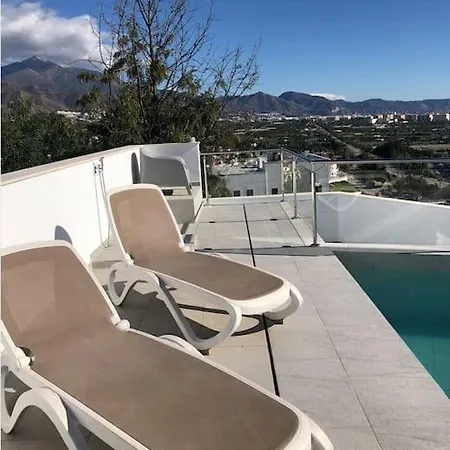 Modern + Infinity Pool. Views In Nerja! Villa *