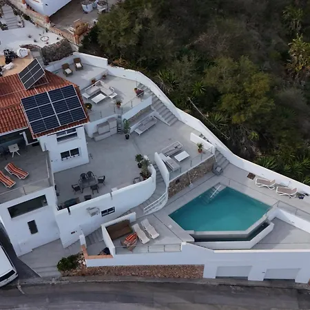 Modern + Infinity Pool. Views In Nerja! 네르하