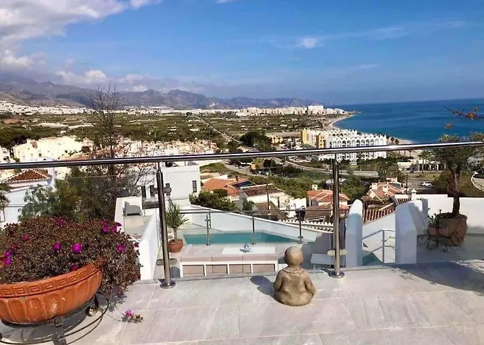 Villa Modern + Infinity Pool. Views In Nerja! Nerja