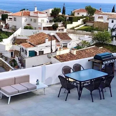 Villa Modern + Infinity Pool. Views In Nerja! *