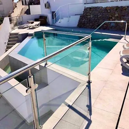 Modern + Infinity Pool. Views In Nerja! * Nerja